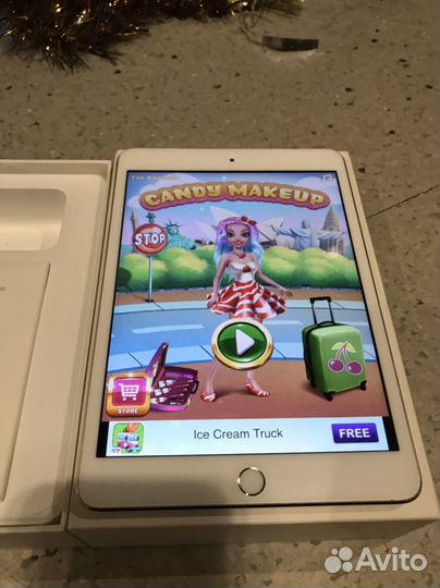 iPad mini 3, 16 GB, (оригинал) + игры