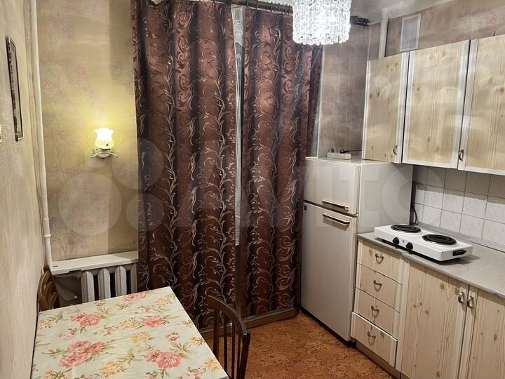 2-к. квартира, 42 м², 1/5 эт.