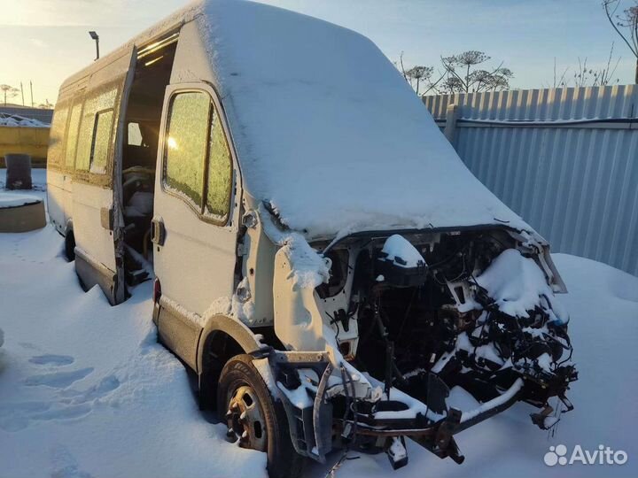 Iveco Daily микроавтобус, 2010