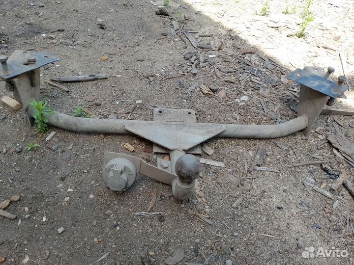 Фаркоп на ваз 2112