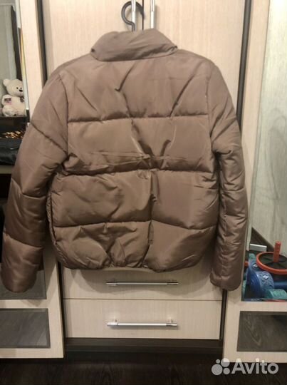 Пуховик женский короткий