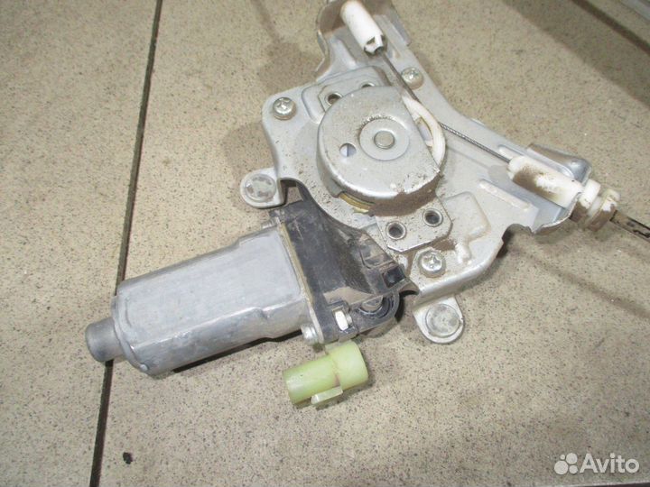 Стеклоподъемник передний правый Hyundai Getz