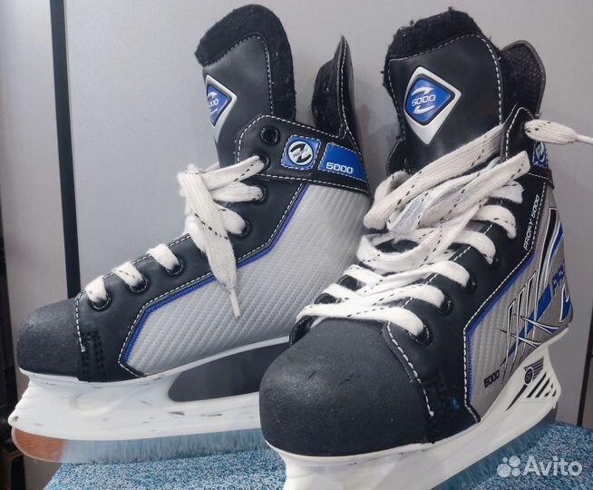 Коньки хоккейные profy 5000 р.38