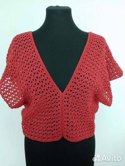 Ажурный топ вязаный крючком