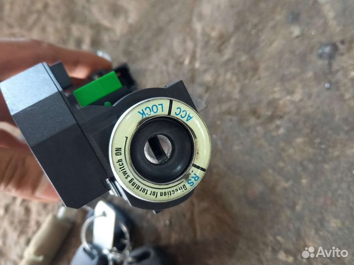 Honda civic 4d замок зажигания ключи личинка