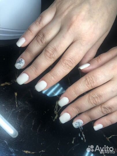 Маникюр педикюр