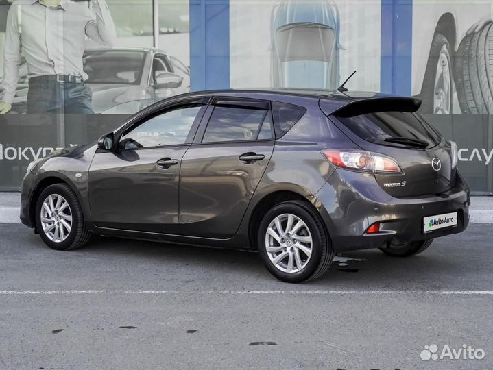 Mazda 3 1.6 МТ, 2012, 304 239 км