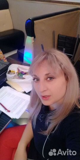 Ведущая и Диджей