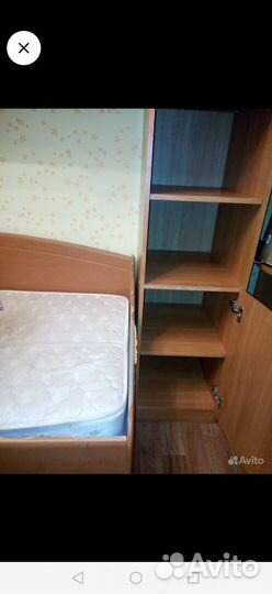 Кровать