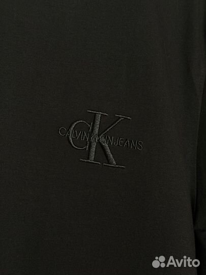 Футболка Calvin Klein