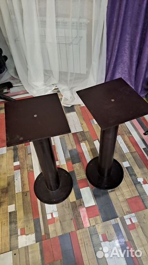 Подставки под колонки