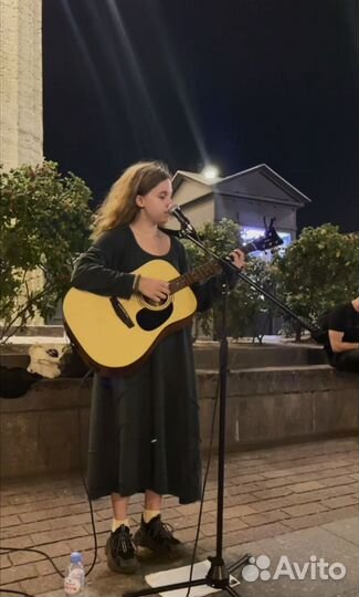 Музыкант на мероприятие