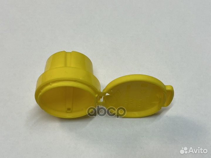 Крышка бачка омывателя Renault Fluence, Megane III