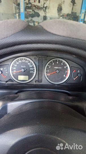 Щиток приборов Nissan Almera