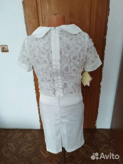 Платье для девочки новое