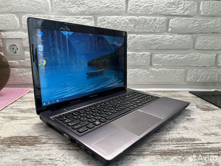 Шустрый ноутбук Lenovo 2 видеокарты/ Гарантия