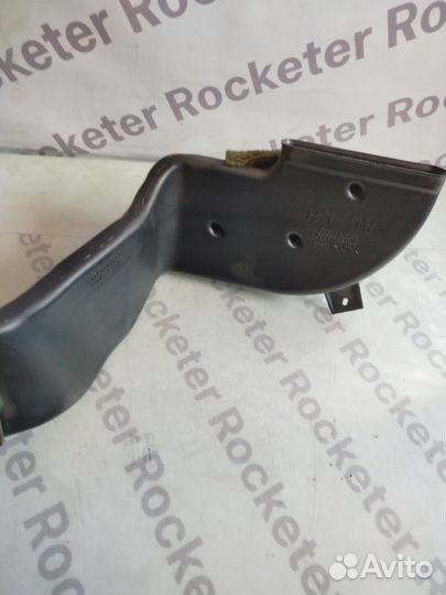 Воздуховод отопителя левый Nissan Fuga 2006