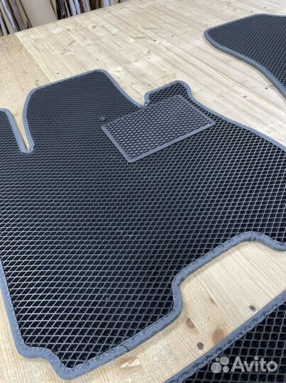 Автоковрики EVA для Hyundai Tucson 2004-2010