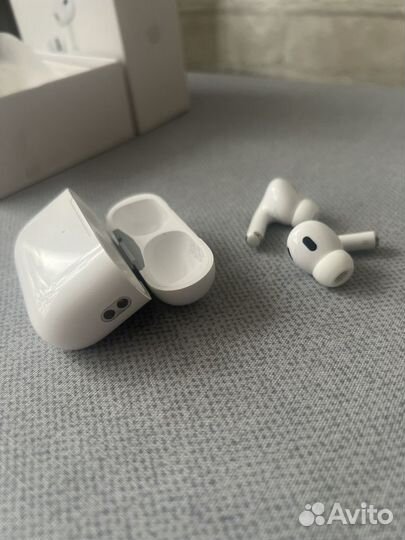 Наушники Airpods pro 2 с шумоподавлением