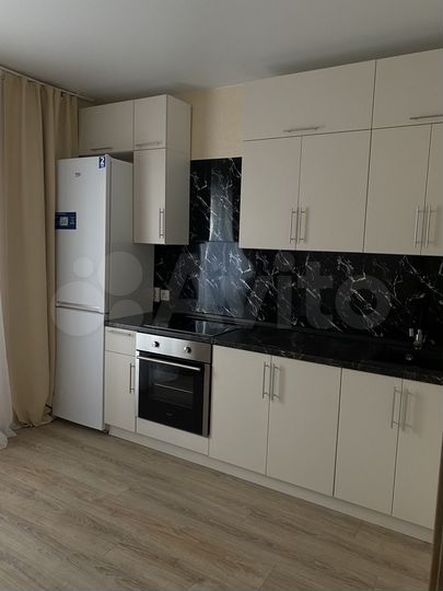 1-к. квартира, 38 м², 14/17 эт.