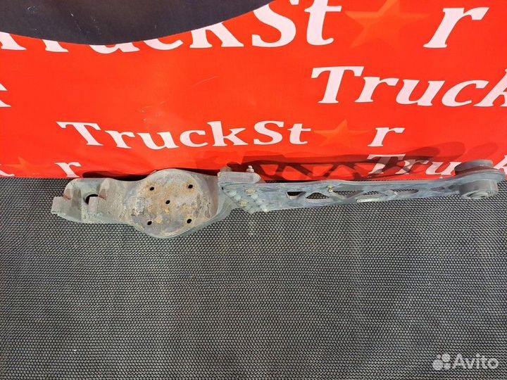 Кронштейн пневморессоры правый Renault T, Volvo FH