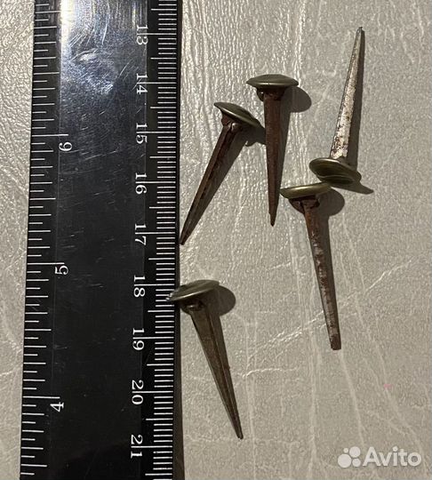 Гвозди сапожные, кованные, старинные