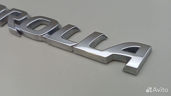 Corolla (12-17) оригинальная эмблема