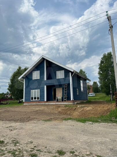 Дом 180 м² на участке 11 сот.