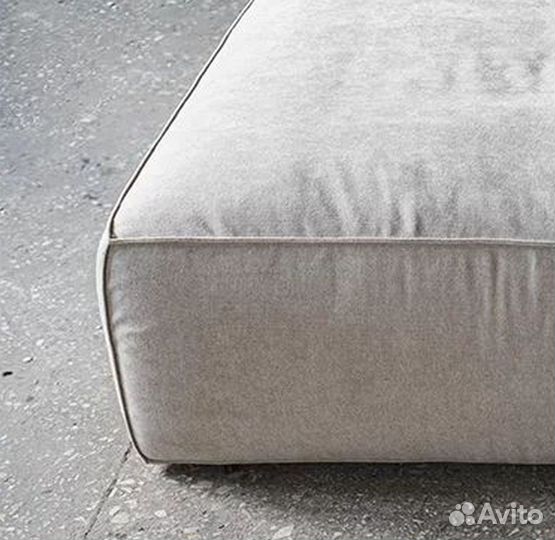 Диван прямои 4400х1700 мм