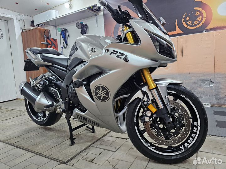 Yamaha FZ-1 S