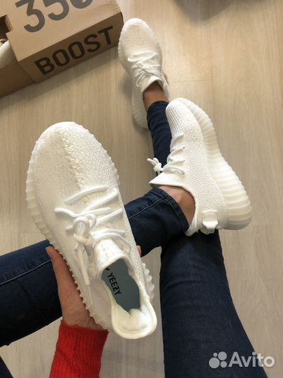 Кроссовки женские Adidas Yeezy boost 350