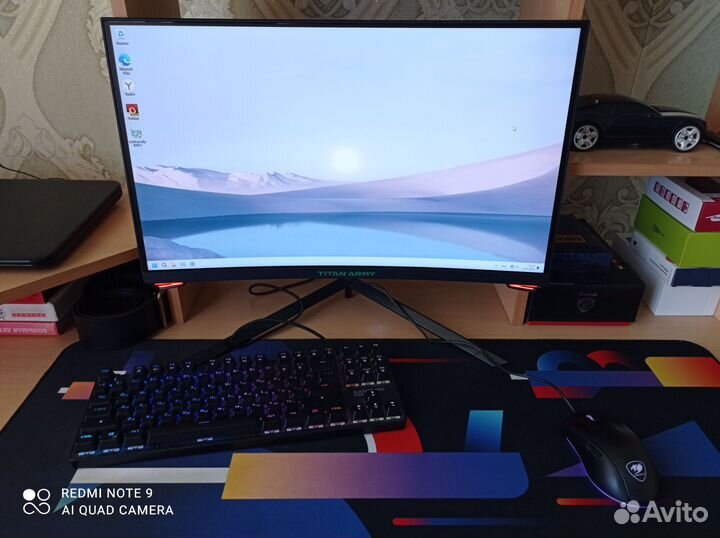 Игровой пк с монитором клавой и мышкой
