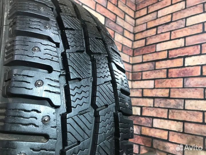 Michelin Agilis X-Ice North 195/70 R15