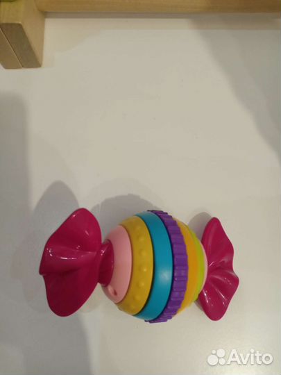 Развивающие игрушки пакетом