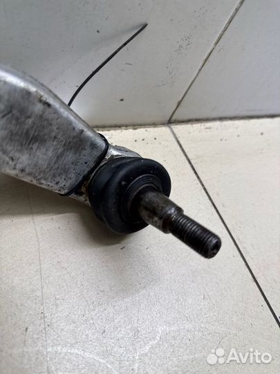 Рычаг передний правый Volkswagen Passat B5 седан