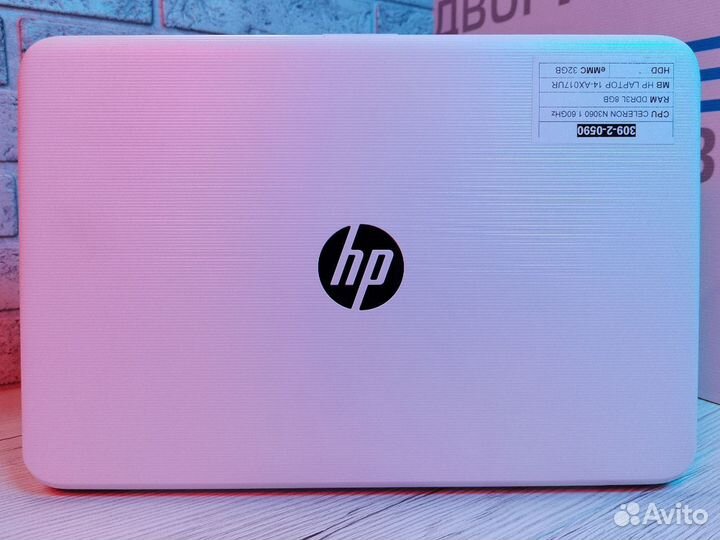 Ноутбук HP Stream laptop PC 14-ax017ur 8/32gb 14''