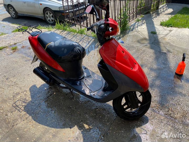 Suzuki lets2