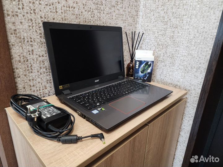 Игровой Ноутбук acer GTX950M,i5, озу16Gb, SSD, IPS