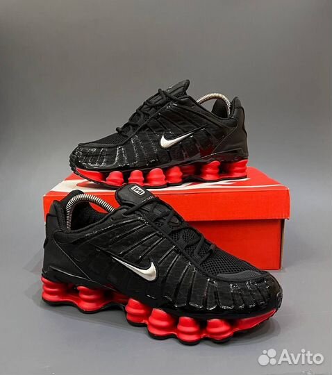 Кроссовки Nike Shox