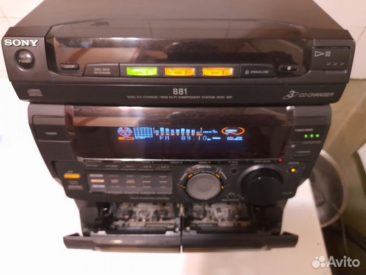 Музыкальные центры Sony и Kenwood