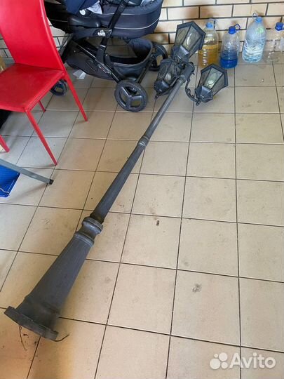 Фонарь уличный столб