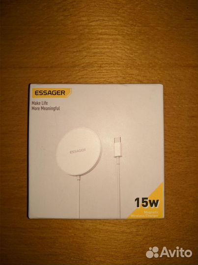 Беспроводное зарядное устройство Essager