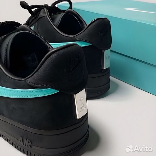 Tiffany & CO./ x Nike Air Force 1 Low 