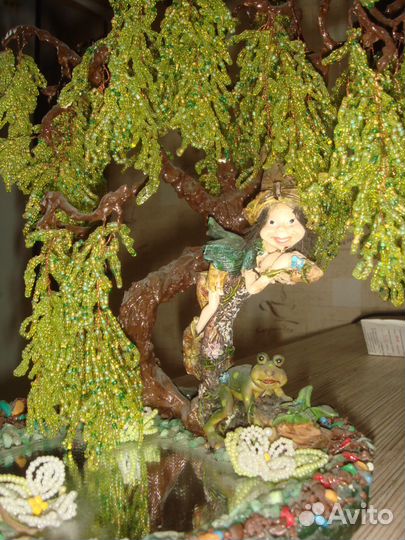 Дерево из бисера