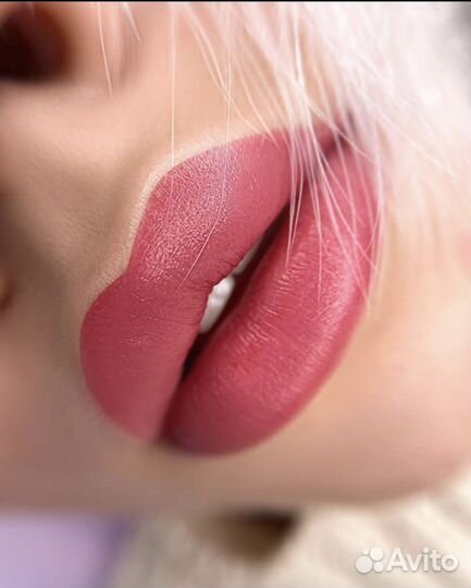 Перманентный макияж бровей, губ, бровей, татуаж