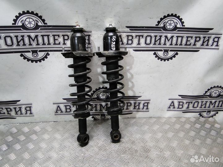Амортизатор задний Toyota Prius 20 2007 1.5