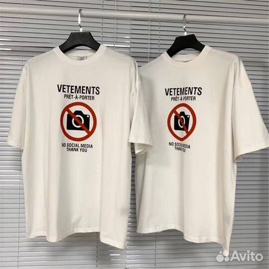 Футболка vetements