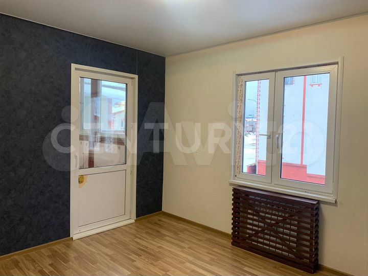 2-к. квартира, 71 м², 2/2 эт.