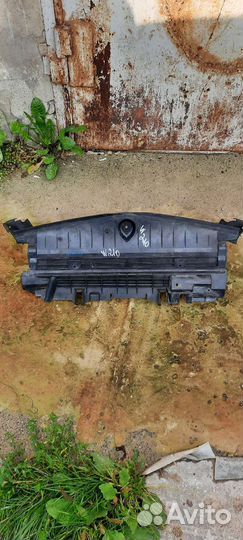 Кожух радиатора mercedes w212, w207