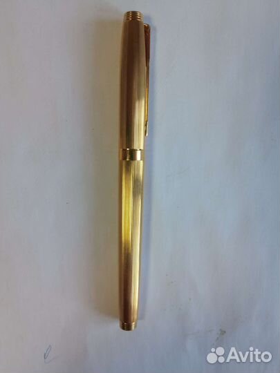 Перьевая ручка parker с золотым пером